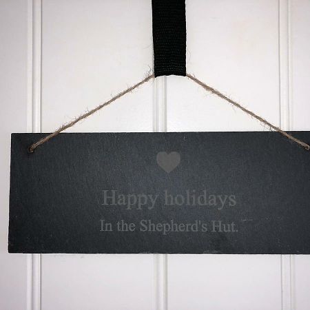 The Shepherds Hut Villa Lonmore ภายนอก รูปภาพ
